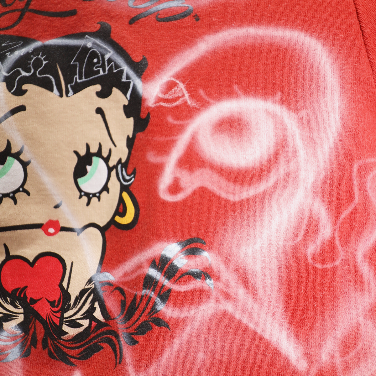 VINTAGE BETTY BOOP TEE by FEWOCiOUS